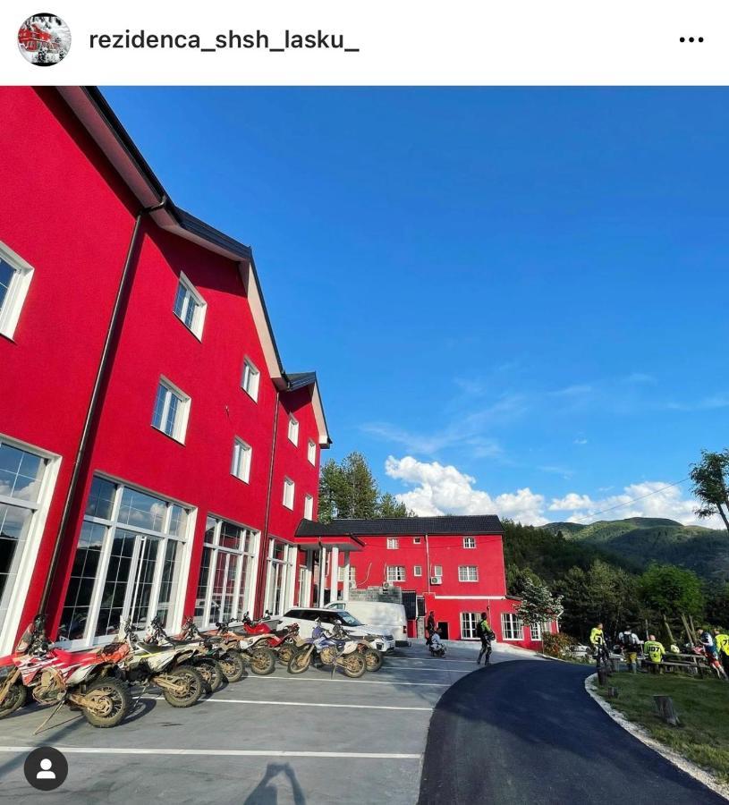 Hotel Sh & Sh Puke Bagian luar foto